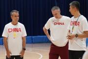 华体会APP-亚洲篮球助教团队加强训练，提高教练质量