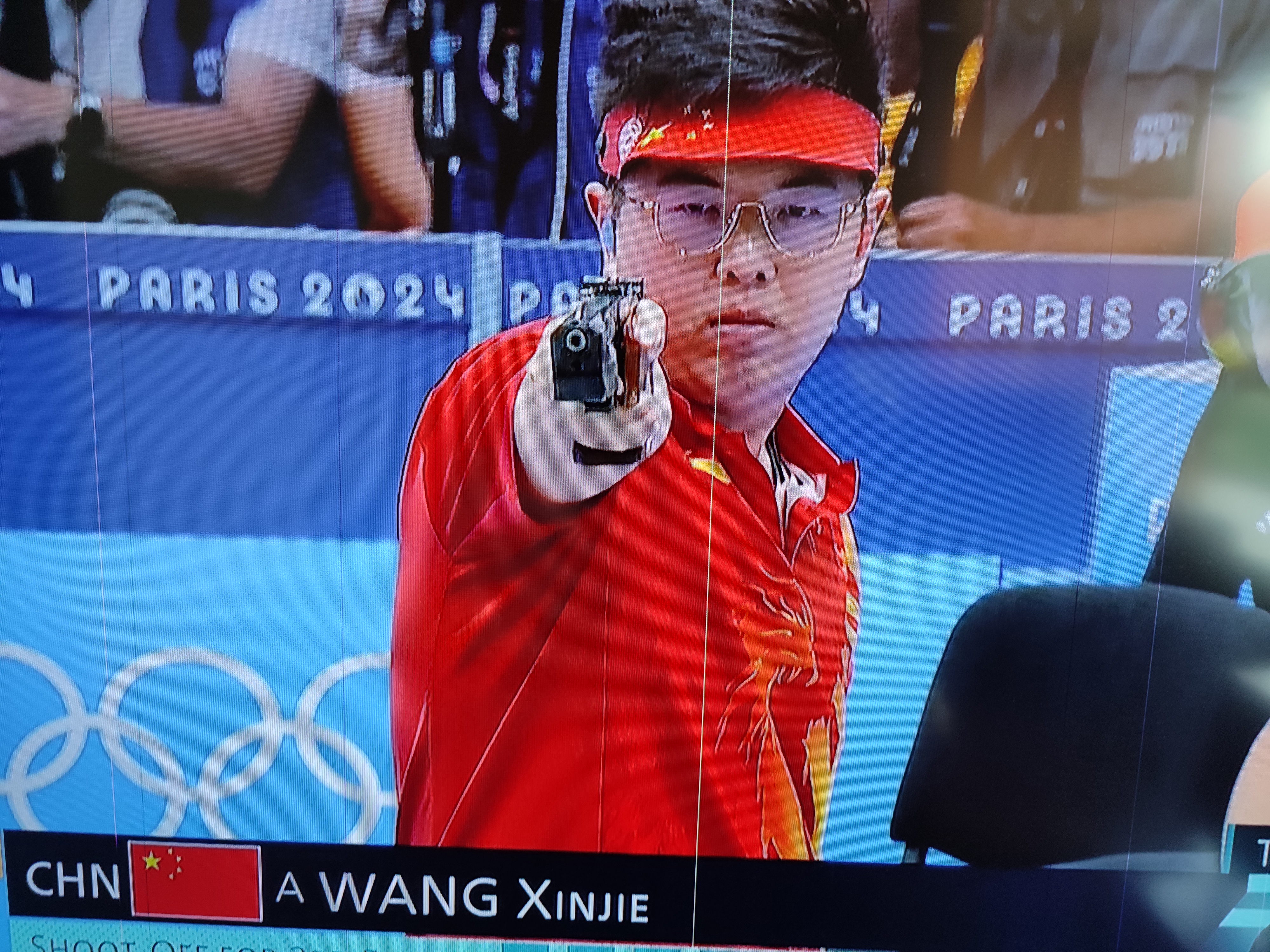 黑山射击选手稳健上阵，登上领奖台