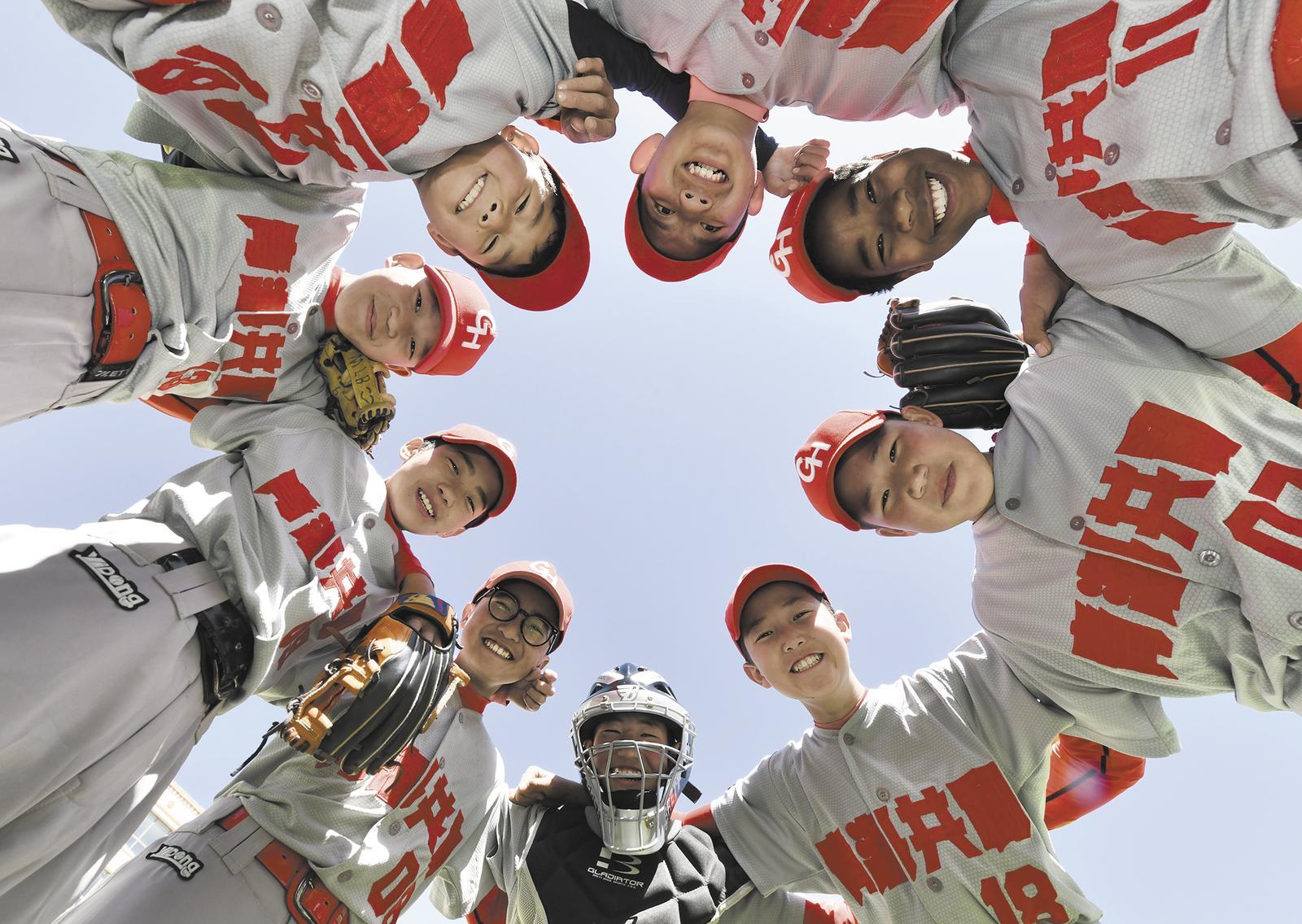 青海队在激烈比拼中夺得胜利 青海队在激烈比拼中夺得胜利