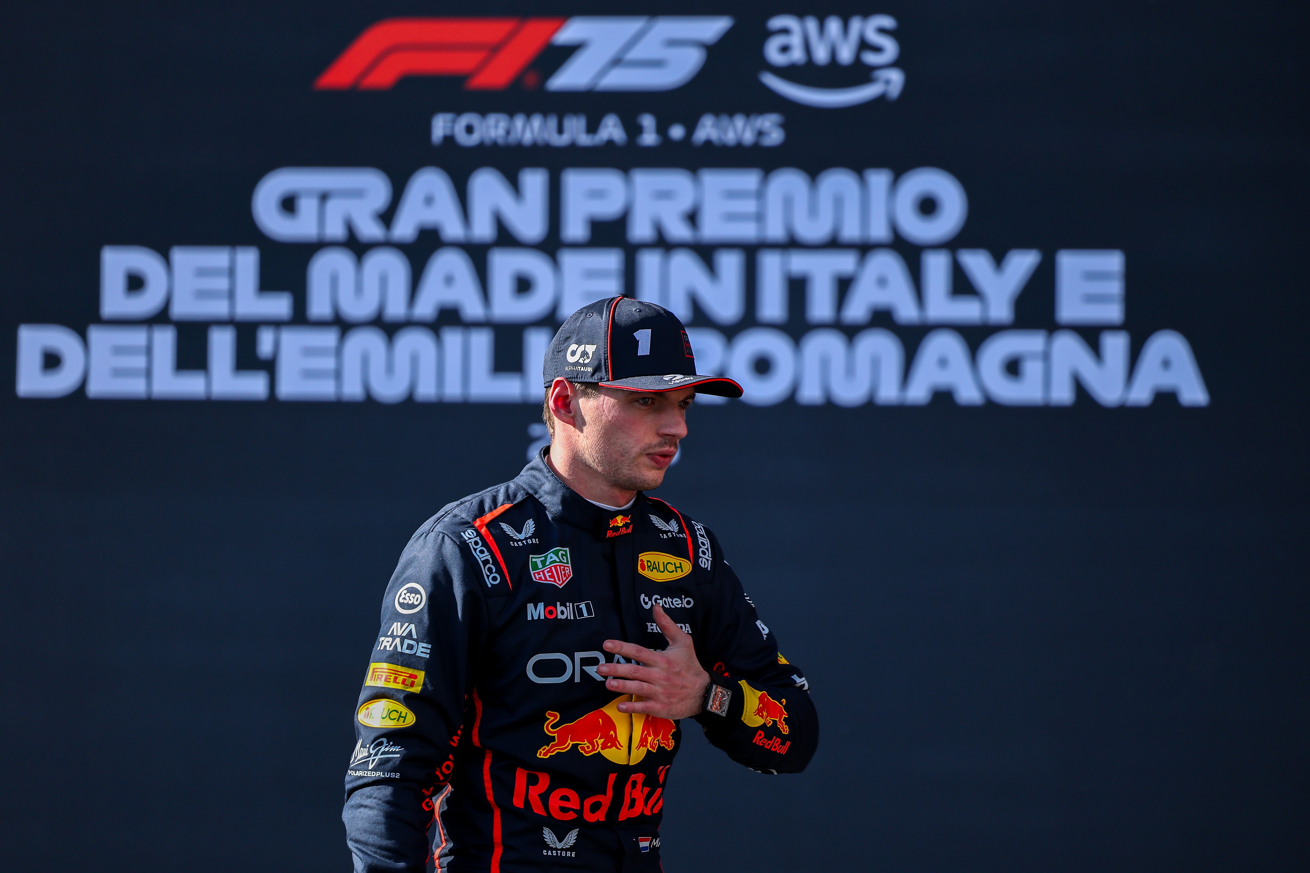 以色列选手创造佳绩，冲刺夺冠