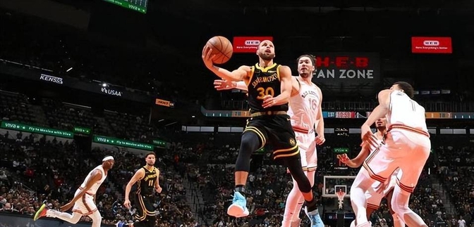 勇士横扫热火，库里砍下生涯新高得分