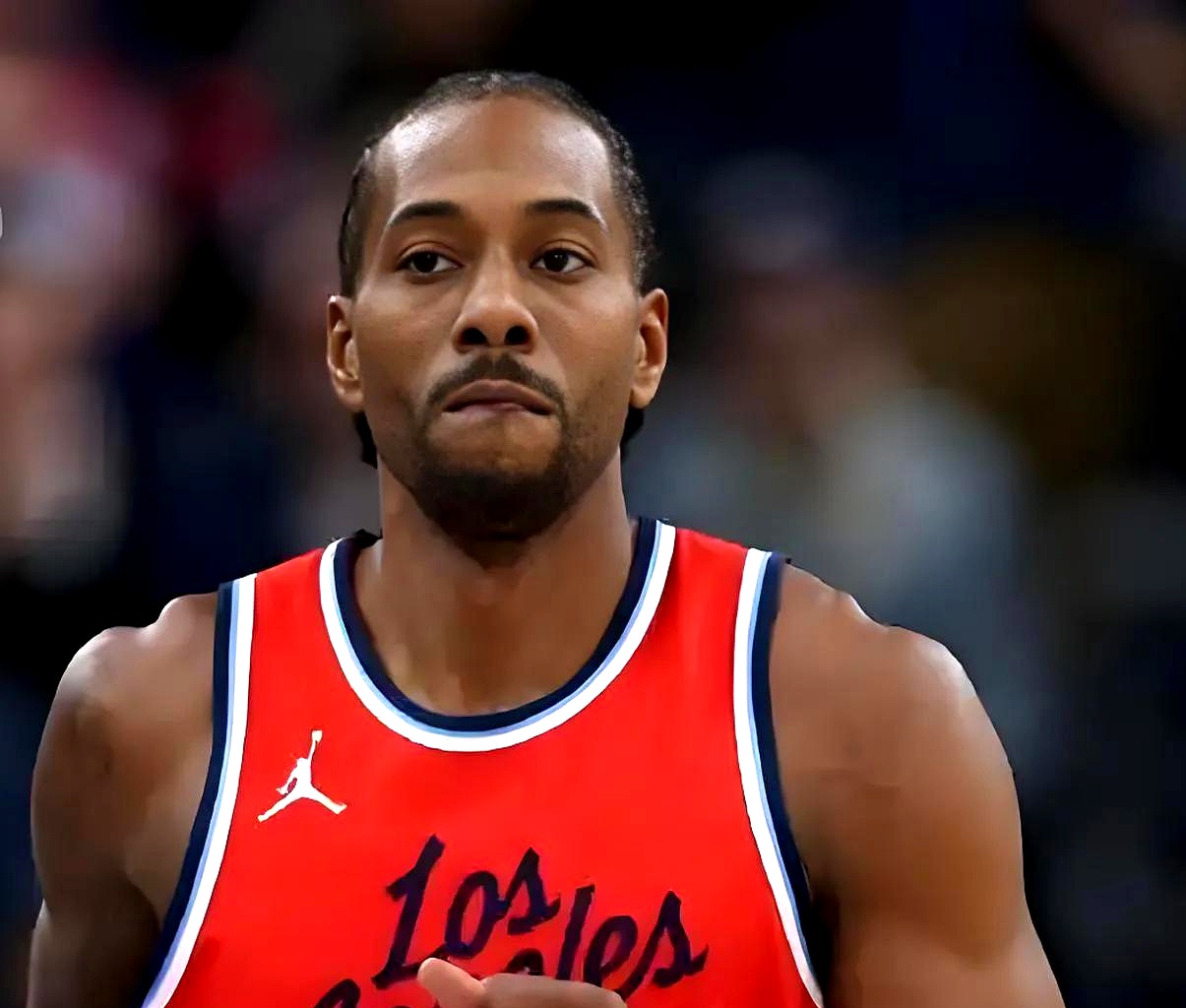 快船横扫魔术，连胜领跑西部