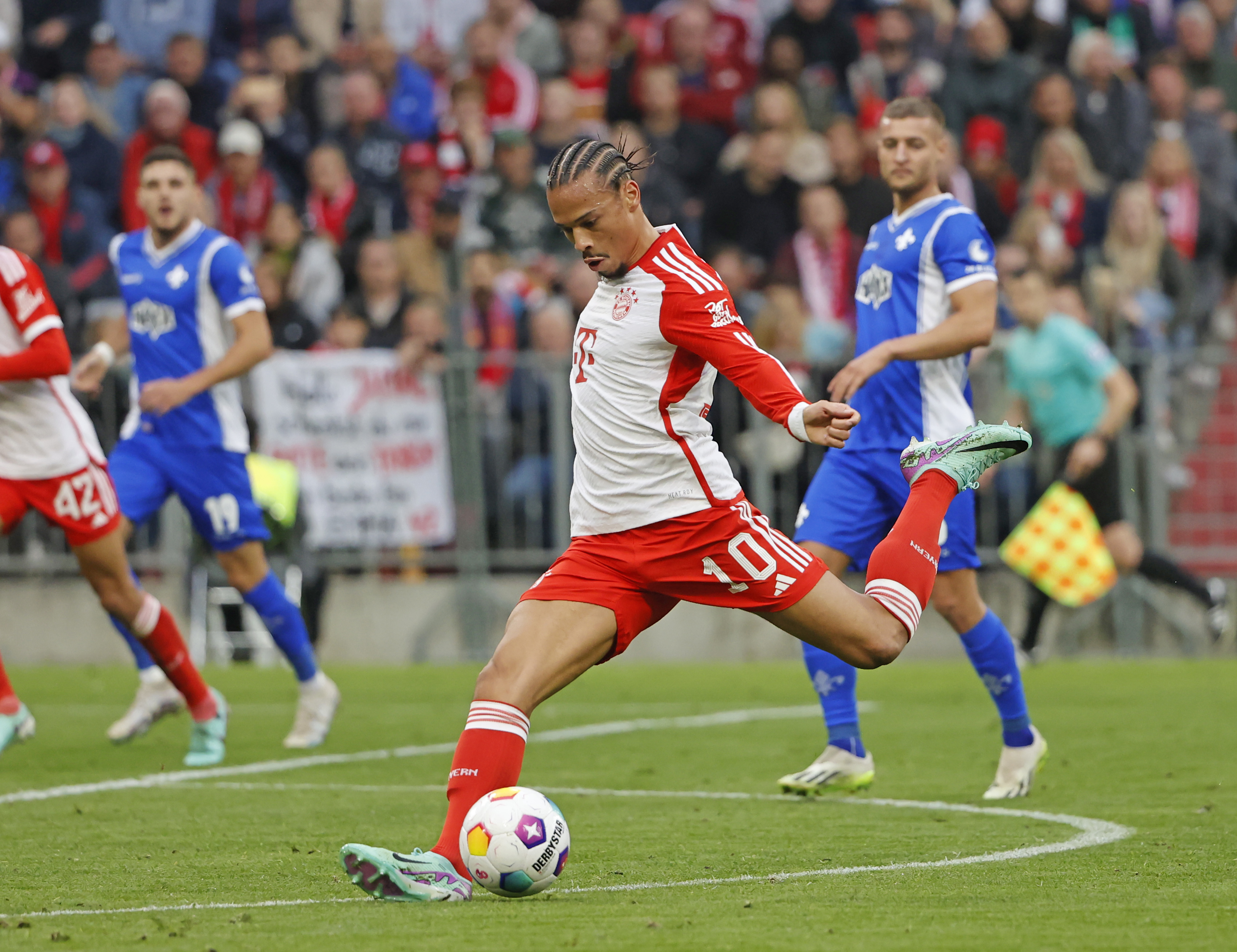 拜仁慕尼黑遭遇尴尬失利，德甲榜首位置陷入动荡